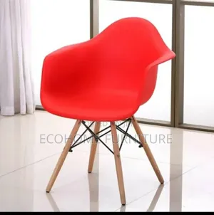 Buckets Eames Chair