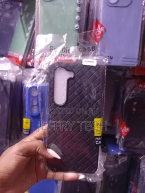 Tecno Spark 40 Pro Woven-Design Silicone Back Cover