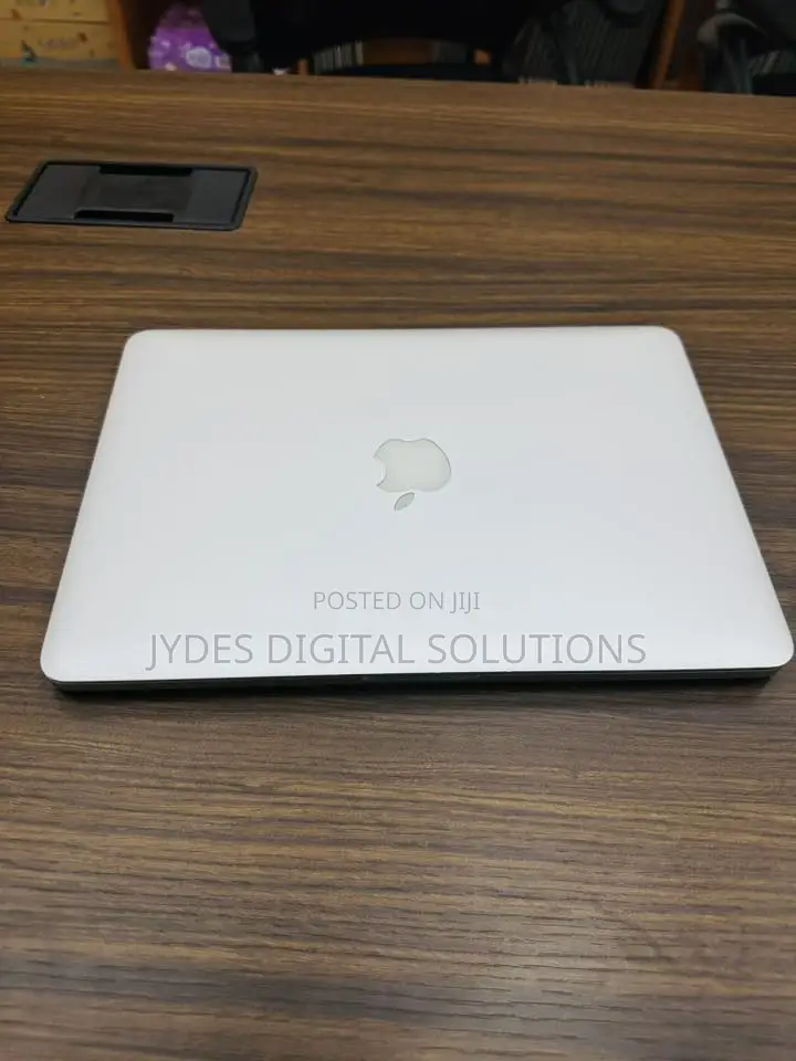 Laptop Apple MacBook Pro 2015 16GB Intel Core i5 SSD 256GB