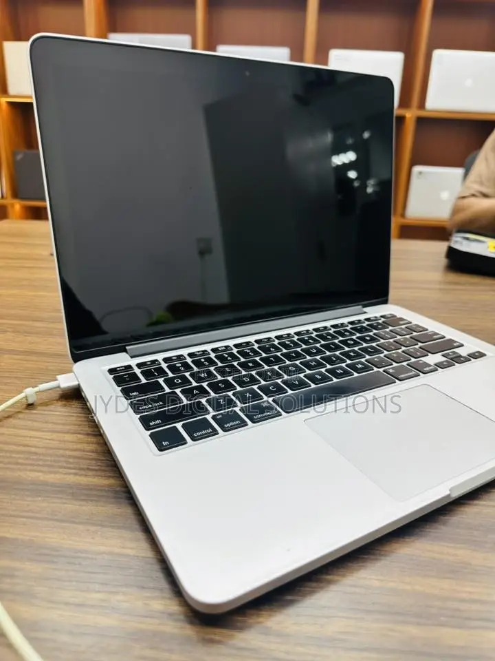Laptop Apple MacBook Pro 2015 16GB Intel Core i5 SSD 256GB