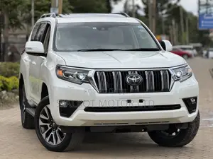 Toyota Land Cruiser Prado 2.8 2022 White