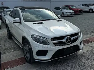 Mercedes-Benz GLE-Class GLE 400d 4MATIC 2021 White