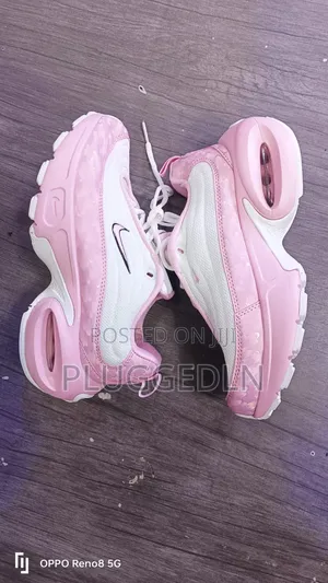 Nike Air Max Portal Sneaker in Pink