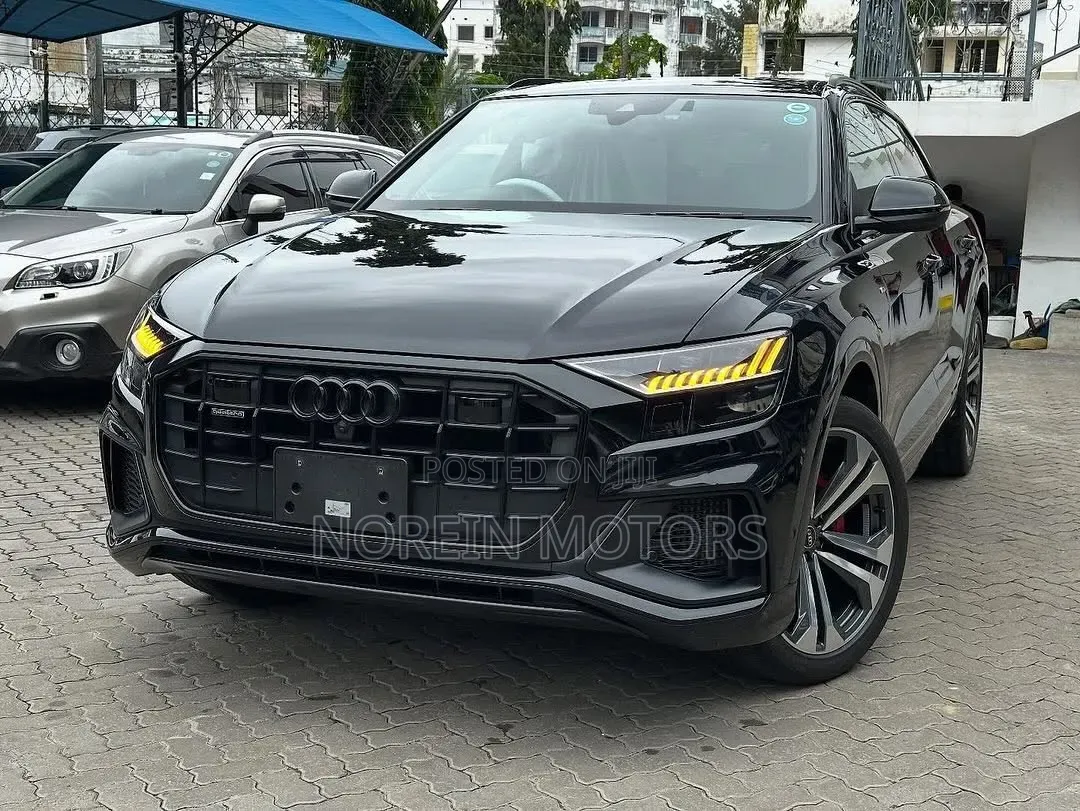 Audi Q8 2022 Matt Black