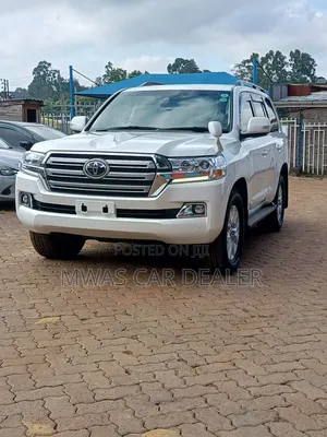 Toyota Land Cruiser 2020 White