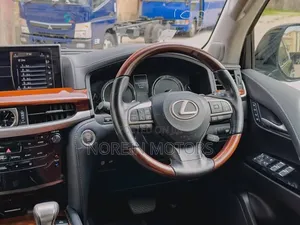 Lexus LX 570 (5 seats) AWD 2018 Matt Black
