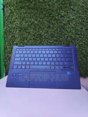 Laptop HP Dragonfly Folio 8GB Intel Core i5 SSD 256GB