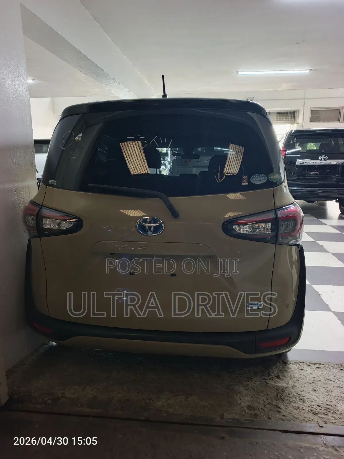 Toyota Sienta 2019 Brown