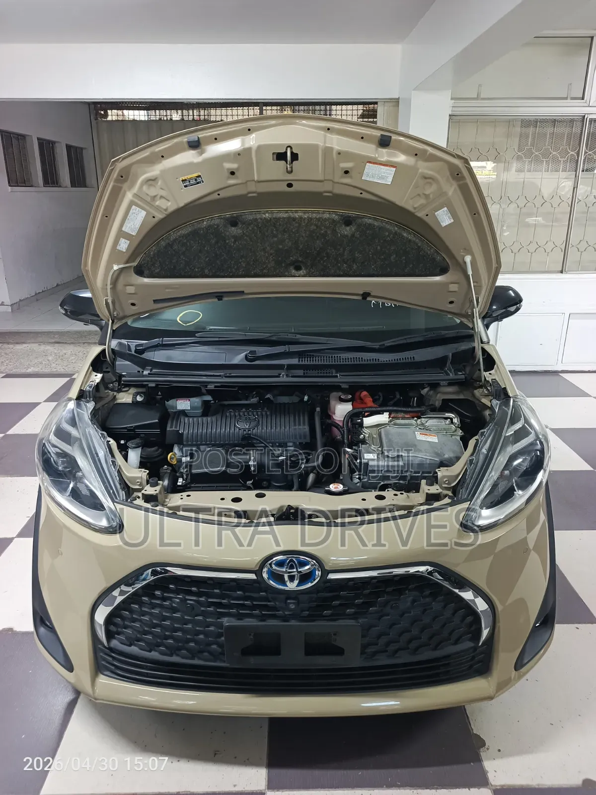 Toyota Sienta 2019 Brown