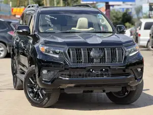 Toyota Land Cruiser Prado 2.7 2022 Black