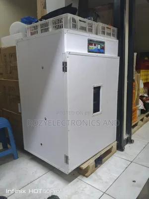 1056 Eggs Incubator Machine