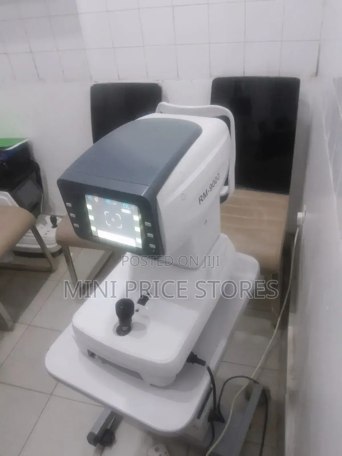 Auto Refractometer Rm 9000