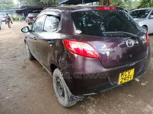 Mazda Demio 2012 Maroon