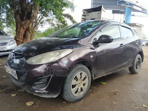 Mazda Demio 2012 Maroon