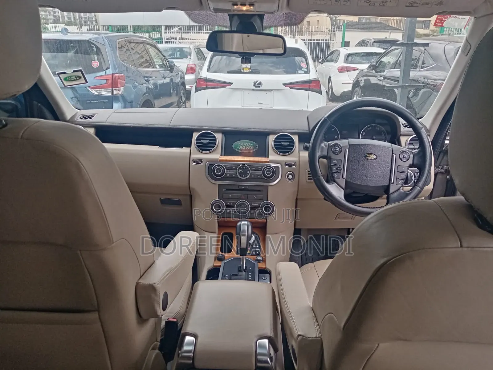 Land Rover Discovery 2010 Silver