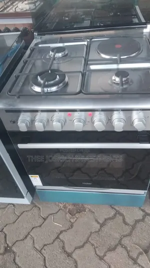 Haier Cooker 60 by 60 With Wok Burner and Gas Sensor