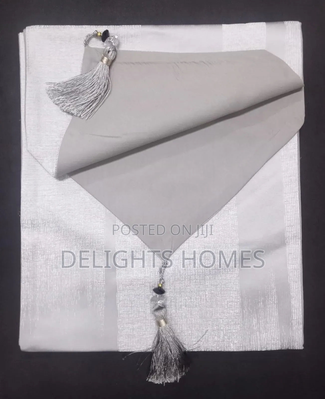 *35*210cm* Jacquard Table Runner -Ele