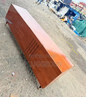 Tv Stand With Laminate Board