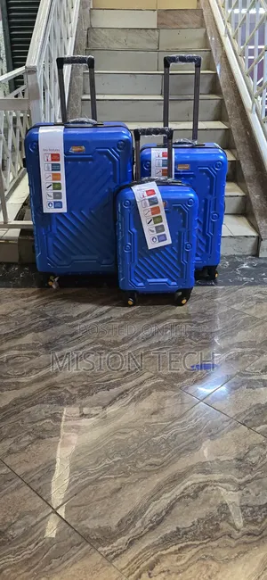 *3 In1 Luxurious Fiber Suitcase*