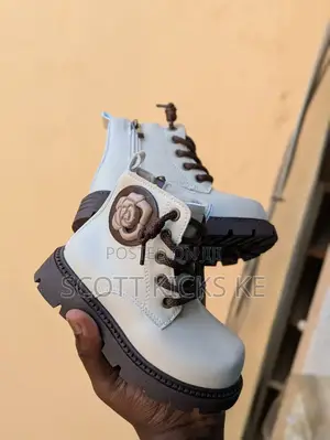 Kids Boots