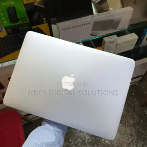 Laptop Apple MacBook Pro 2015 16GB Intel Core i5 SSD 256GB