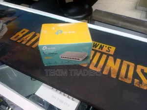 An 8-Port Tp-Link
