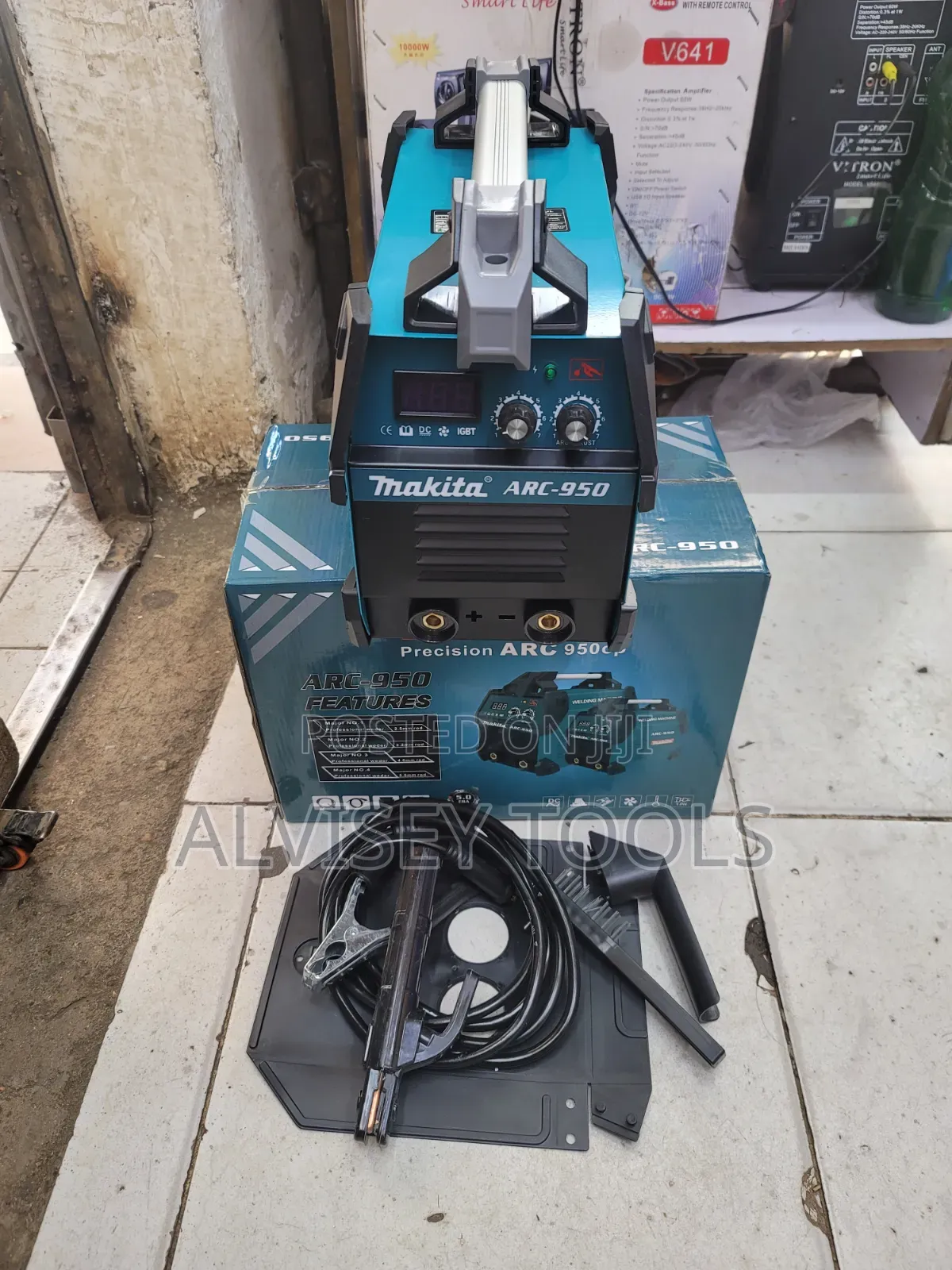 Makita Arc Welding Machine