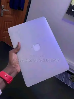 Laptop Apple MacBook Pro 2013 8GB Intel Core i5 SSD 256GB