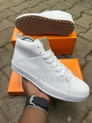 Ecco High Cut