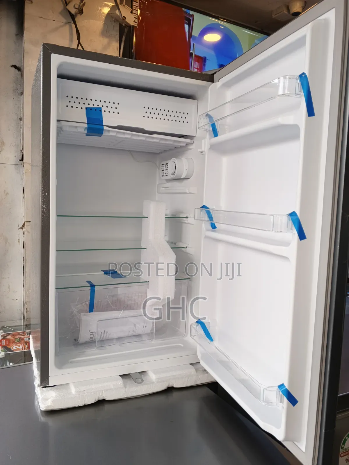 Single Door Refrigerator (Brand New 90l)