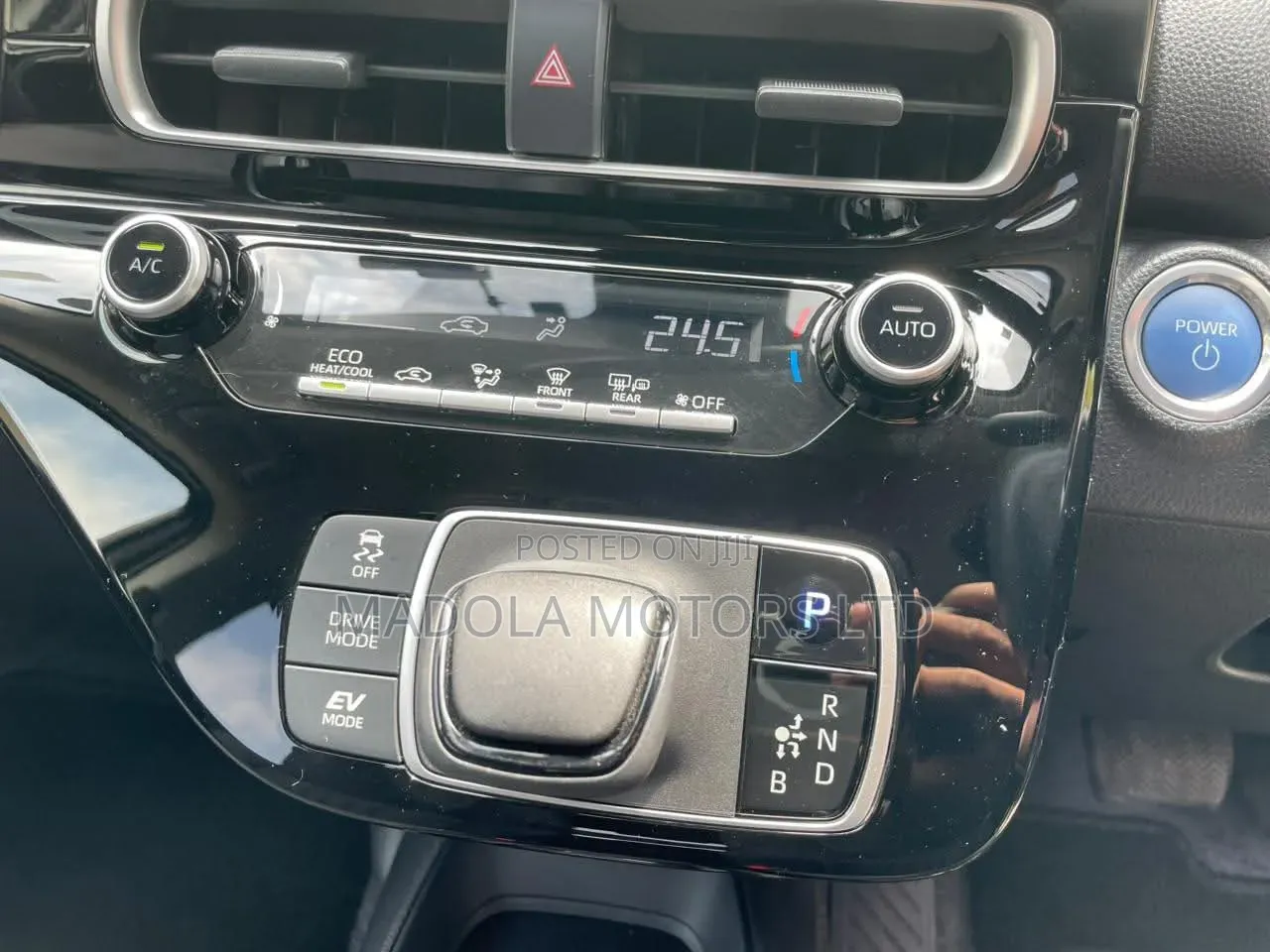 Toyota Aqua 2020 Silver