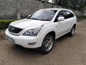 Toyota Harrier 2.4 2005 White