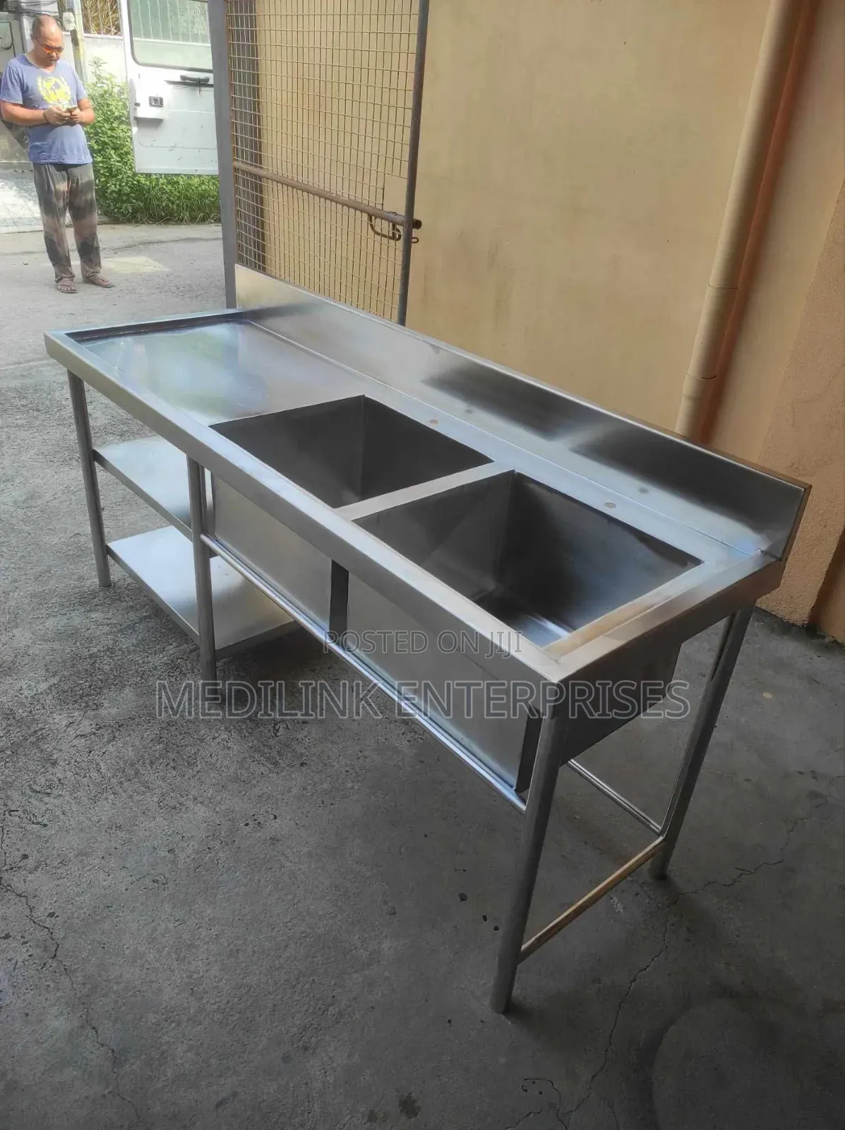 Customized Select Double Sink With Undeshelves