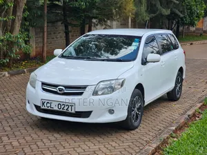 Toyota Corolla Fielder 1.5 Petrol FWD 2011 White