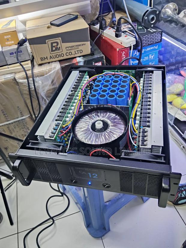 Crest Audio Amplifier - main view