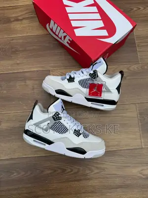 Air Jordan 4 Military Black