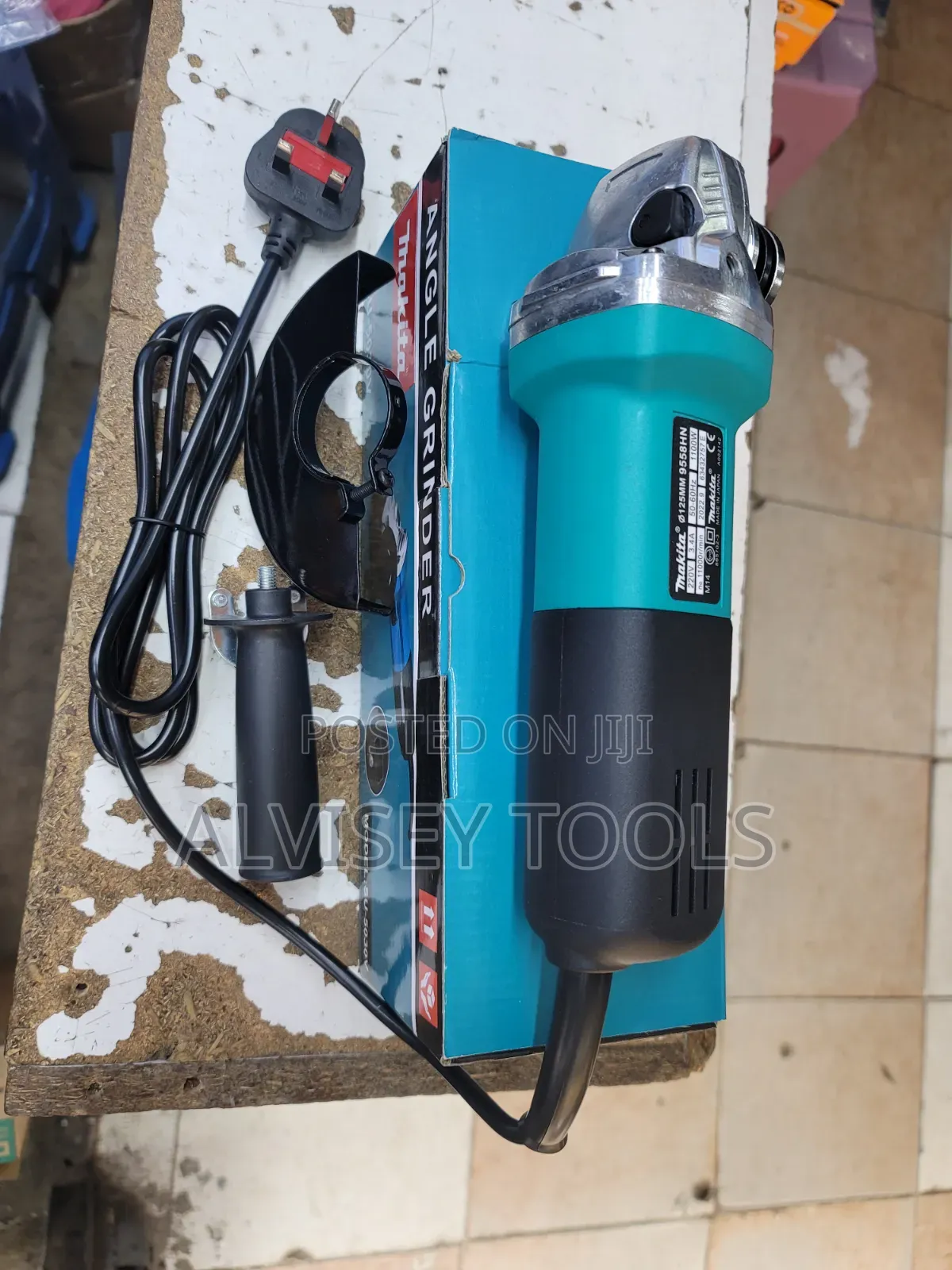 Makita Angle Grinder 4'