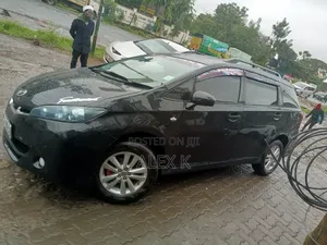 Toyota Voxy 2010 Black