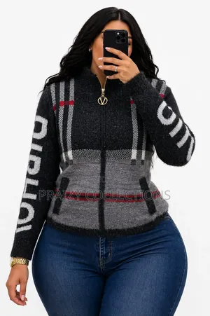 Soft Sweater With Zipper