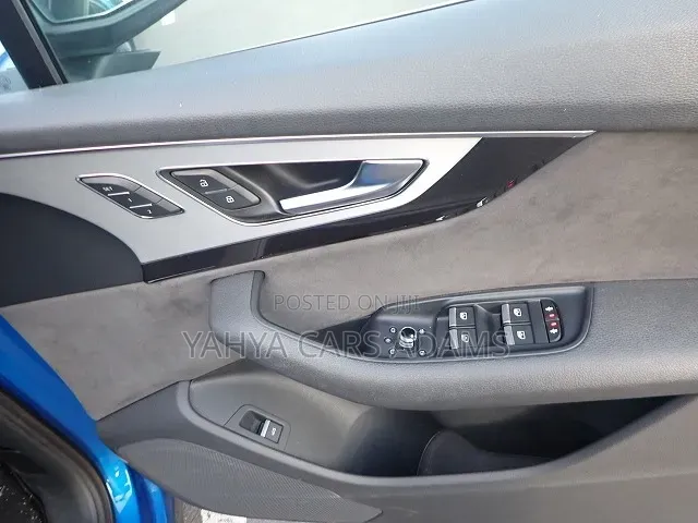 Audi Q7 2016 Blue