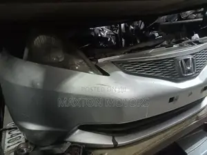Honda Fit 2008 Nosecut