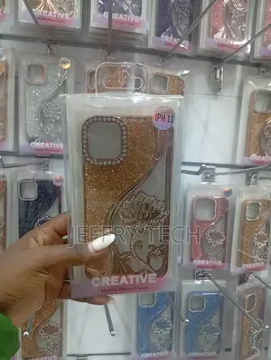 iPhone 11 Rhinestone-Embedded Flower Design Case