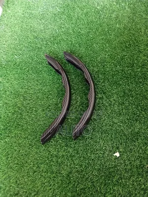 2pcs Carbon Fibre Steering Wheel Cover Non Slip Grip Universal Black