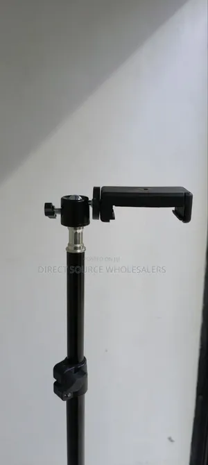Smartphone Tripod Stand With Holder – Perfect for Videos