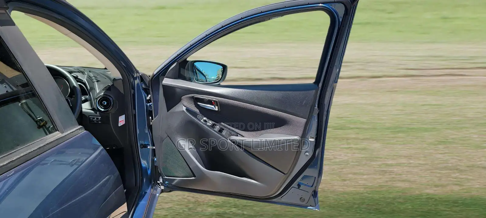 Mazda Demio 2019 Blue