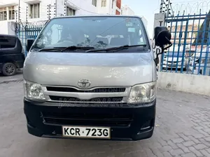 Toyota HiAce 2012 Silver