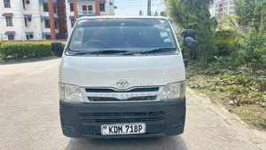 Toyota HiAce 2016 White