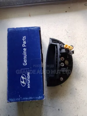 Outer Handle Right Hand Hyundai H100 Truck (Genuine)