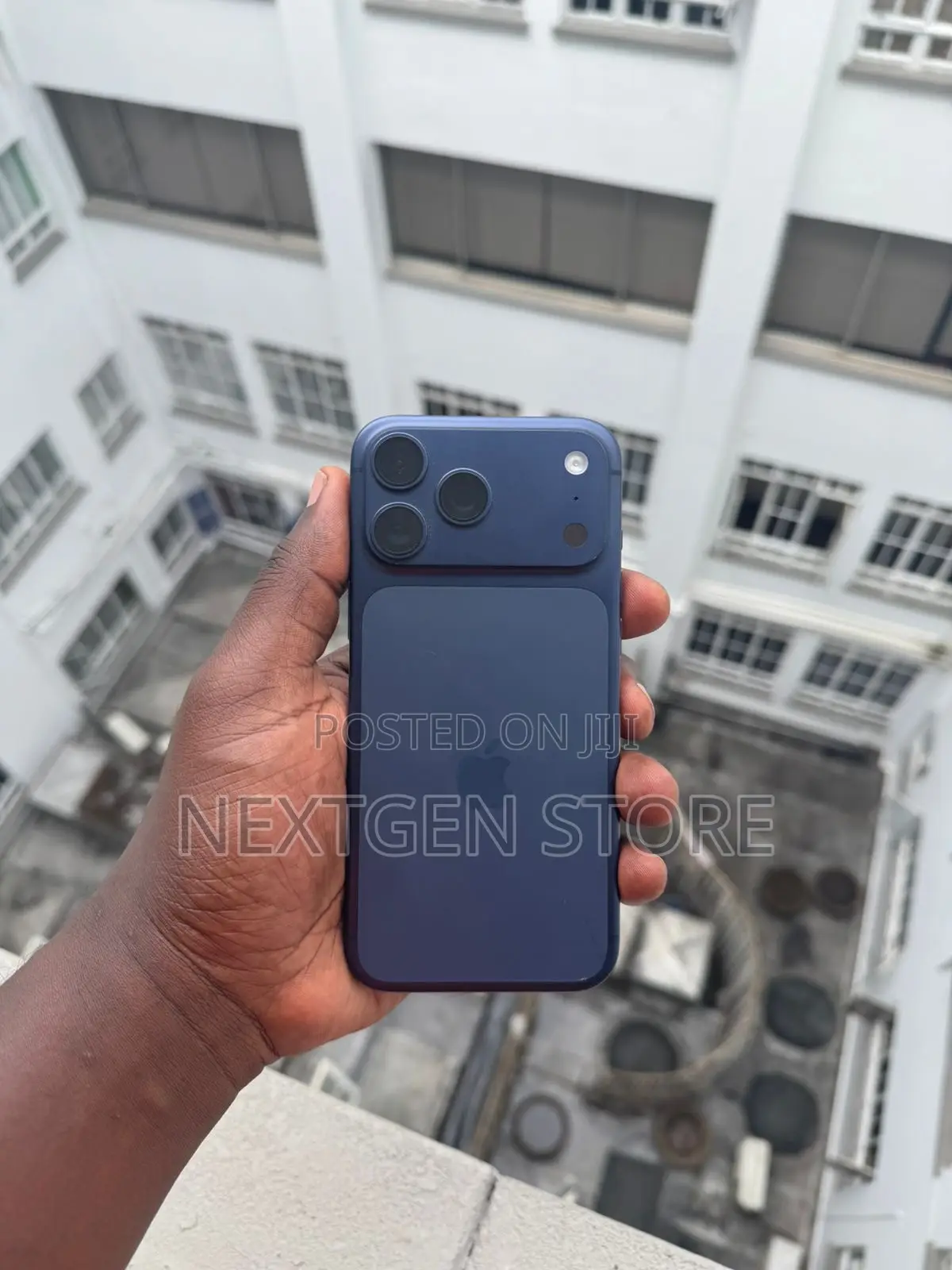 Apple iPhone 17 Pro Max 256 GB Blue