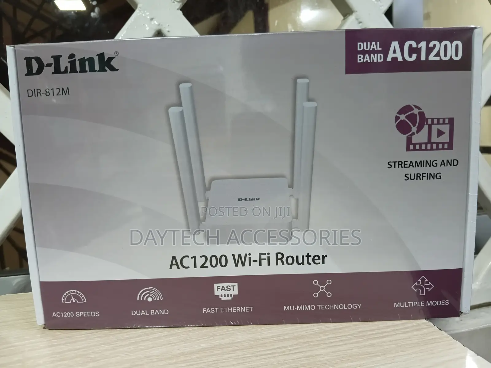 D-Link Ac1200 Dual Band Wi-Fi 5 Router – Dir-812m
